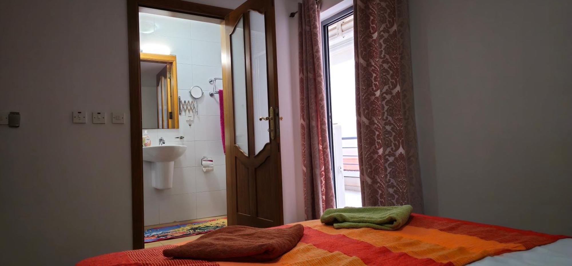 3 Floors Villa On Promenade 4 Bedrooms 3 Bathrooms Слима Экстерьер фото