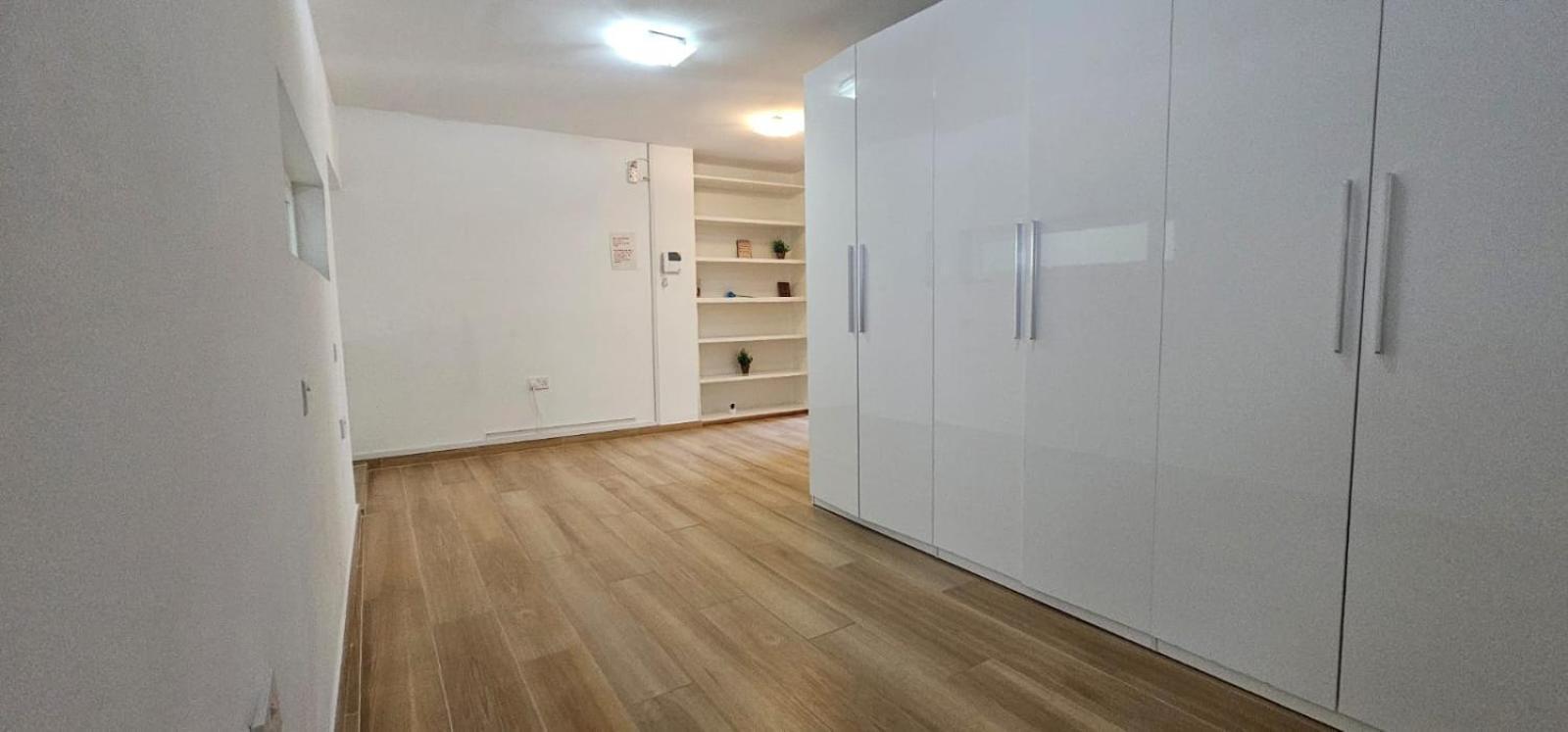 3 Floors Villa On Promenade 4 Bedrooms 3 Bathrooms Слима Экстерьер фото