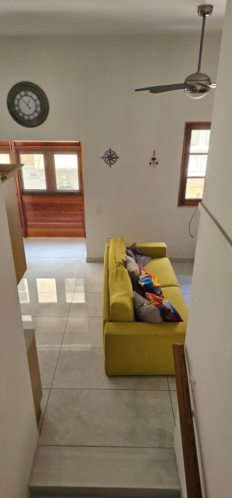 3 Floors Villa On Promenade 4 Bedrooms 3 Bathrooms Слима Экстерьер фото