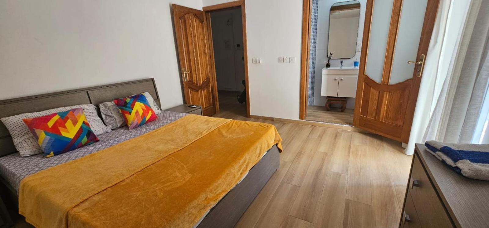 3 Floors Villa On Promenade 4 Bedrooms 3 Bathrooms Слима Экстерьер фото